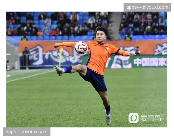 青岛西海岸大比分不敌蓉城 防守体系被对手彻底打穿